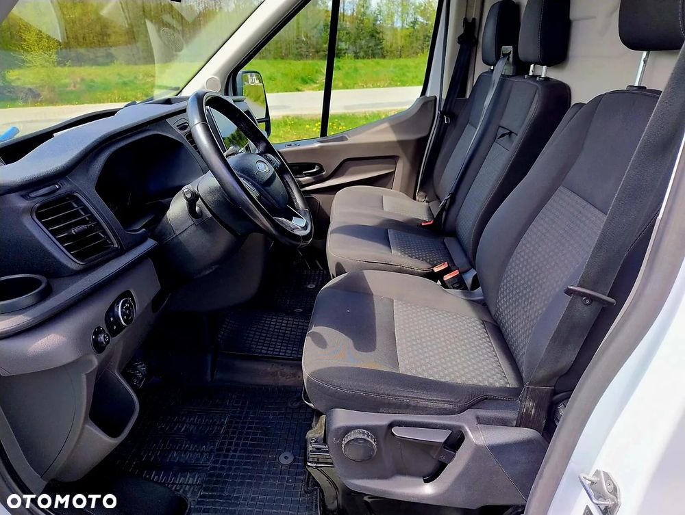 Ford Transit - 20