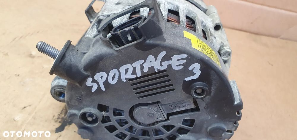 Alternator prądnica Kia Sportage III 1.7 CRDI 37300-2A850 - 7