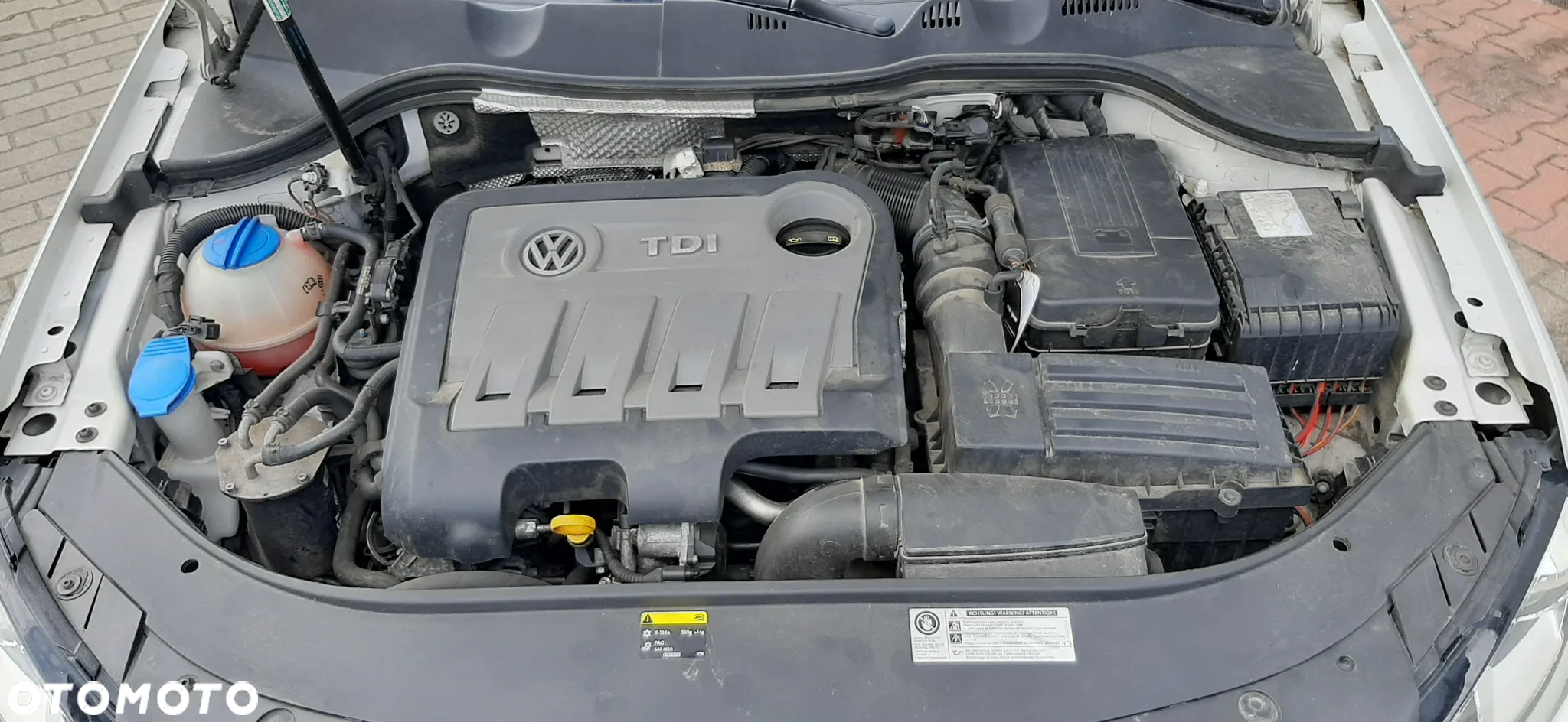 Volkswagen Passat Variant 2.0 TDI 4Motion BlueMotion Technol R-Line - 36
