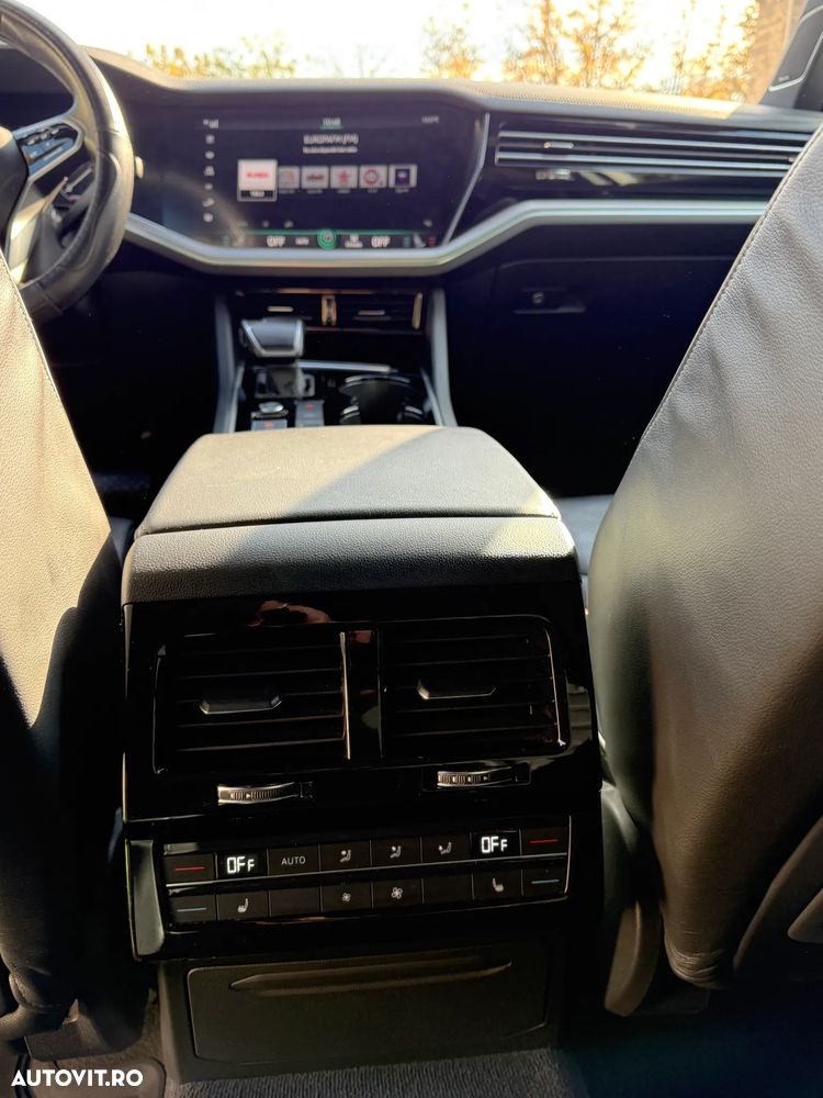 VOLKSWAGEN Touareg 2022 — imagine 14