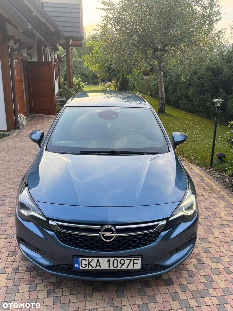 Opel Astra 1.6 Turbo Start/Stop Automatik Sports Tourer Innovation - 4