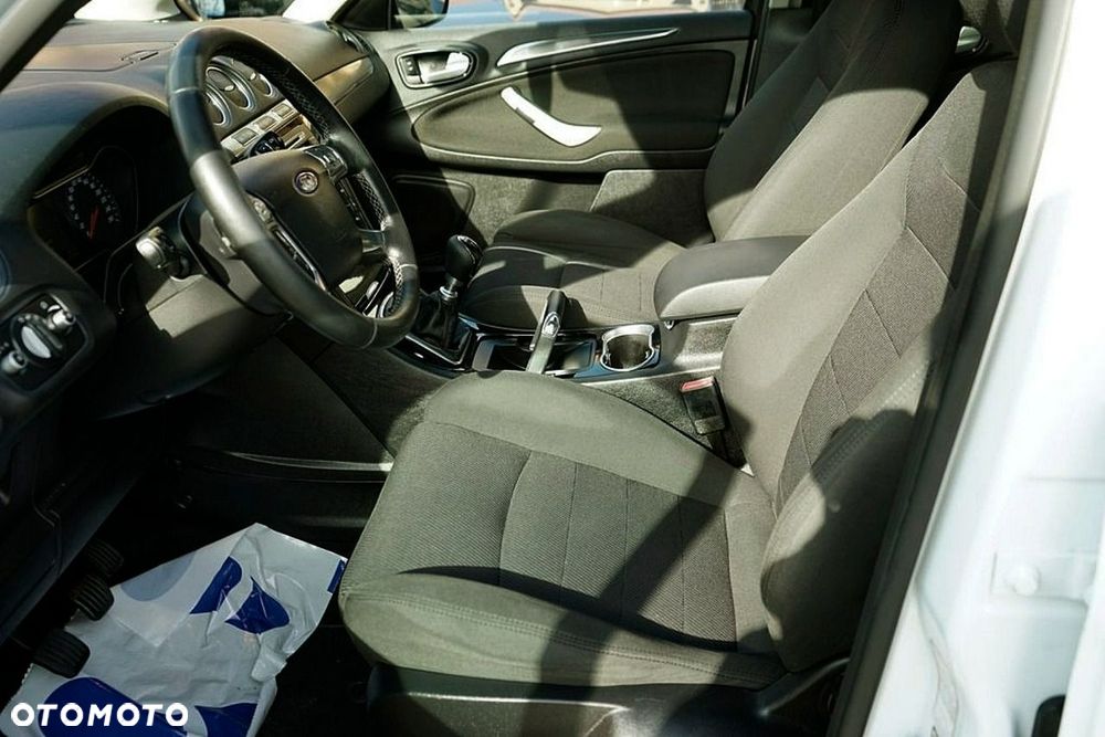Ford S-Max 2012