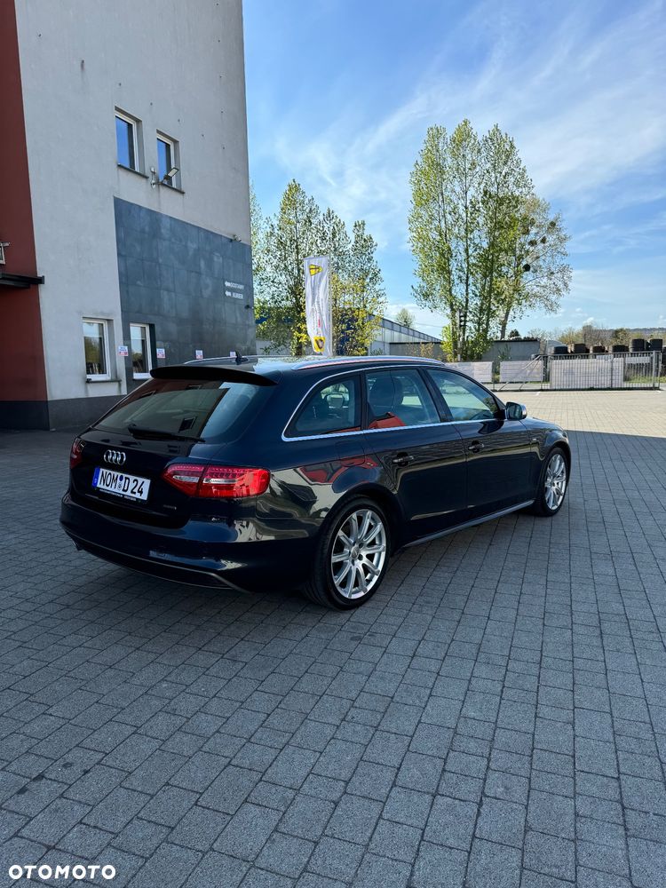 Audi A4 Avant 2.0 TDI DPF clean diesel quattro S tronic S line Sportpaket - 3