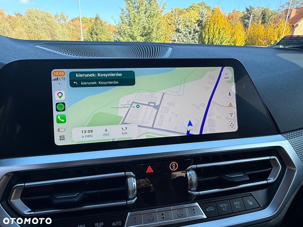 BMW Seria 3 320d xDrive M Sport sport - 26