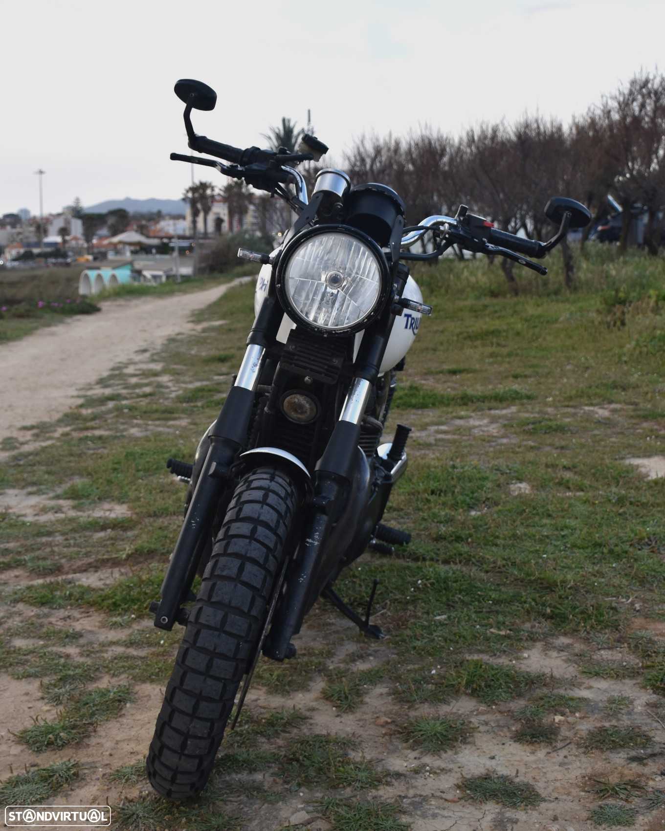 Triumph Bonneville SE - 2