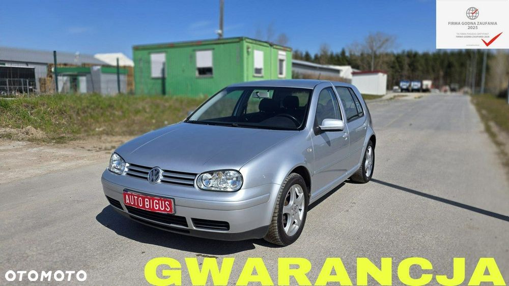 Volkswagen Golf - 1