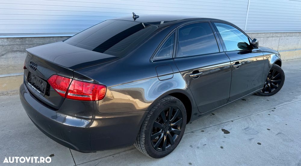 Audi A4 Limuzina 2.0 TDI DPF Attraction - 4