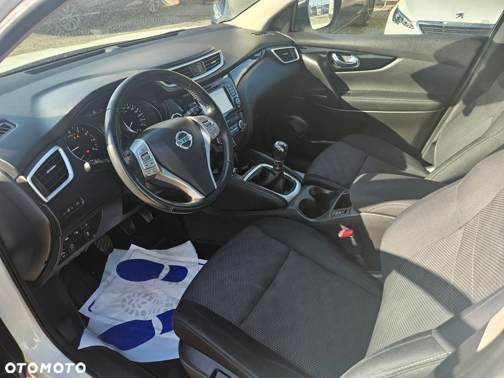 Nissan Qashqai 1.2 DIG-T 360 - 5