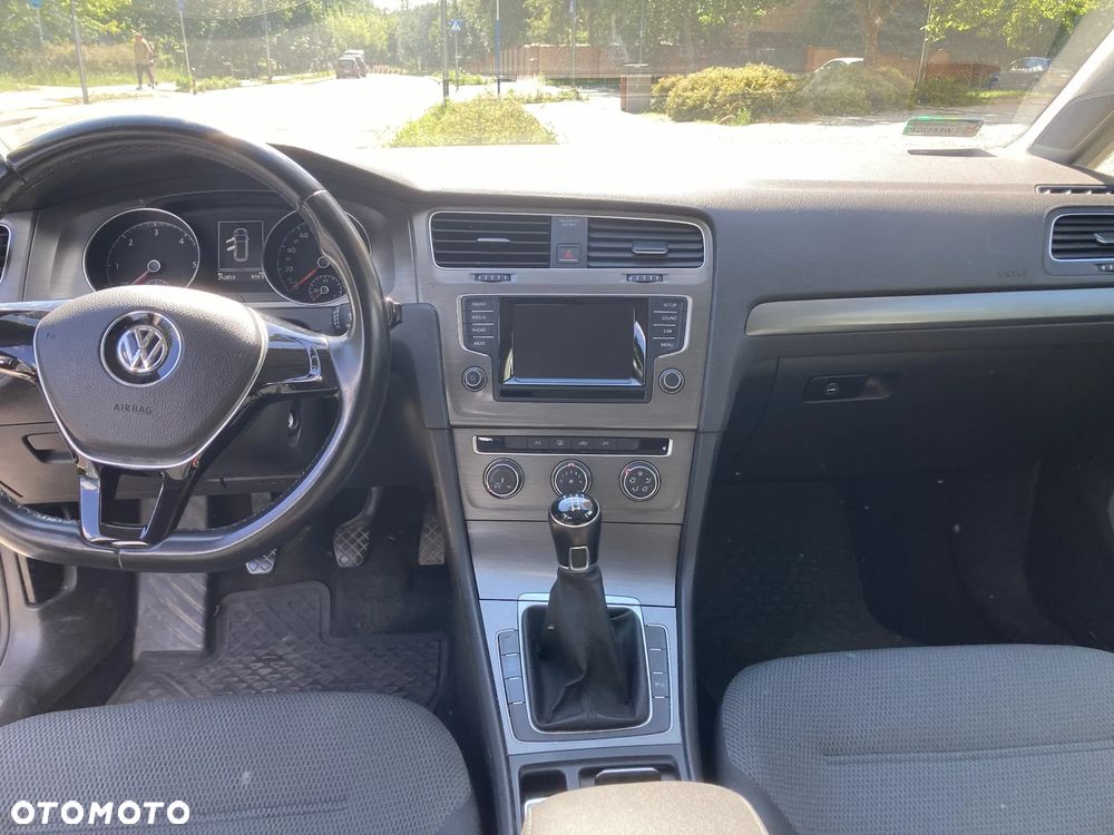 Volkswagen Golf 1.6 TDI BlueMot Comfortline - 6