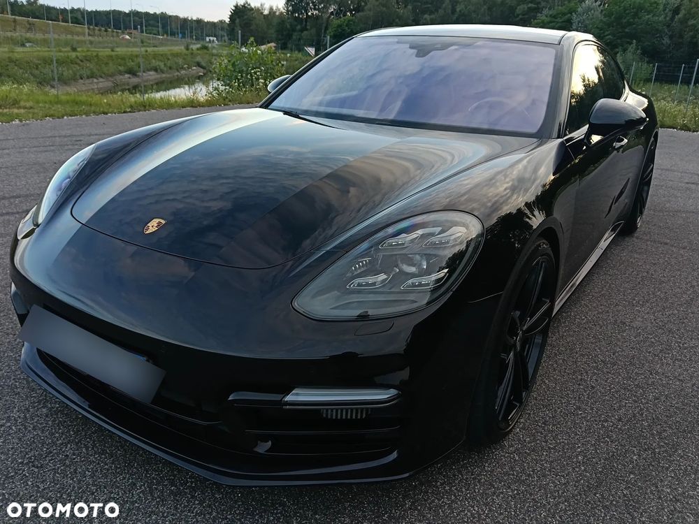 Porsche Panamera - 6