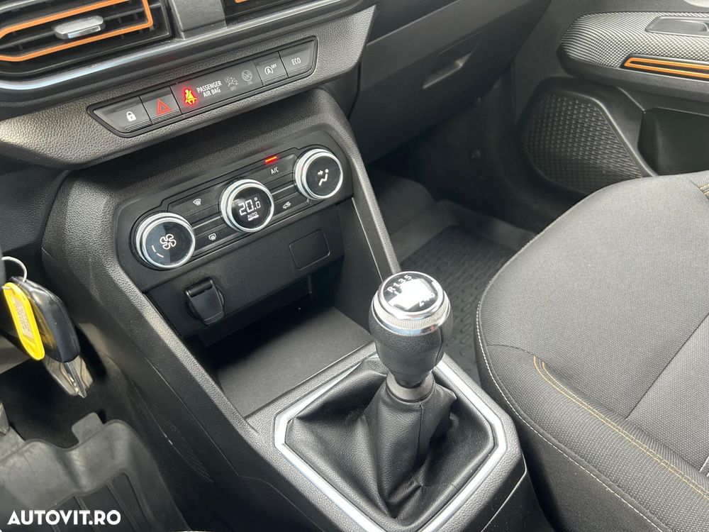 Dacia Sandero Stepway TCe 90 MT6 Comfort - 19