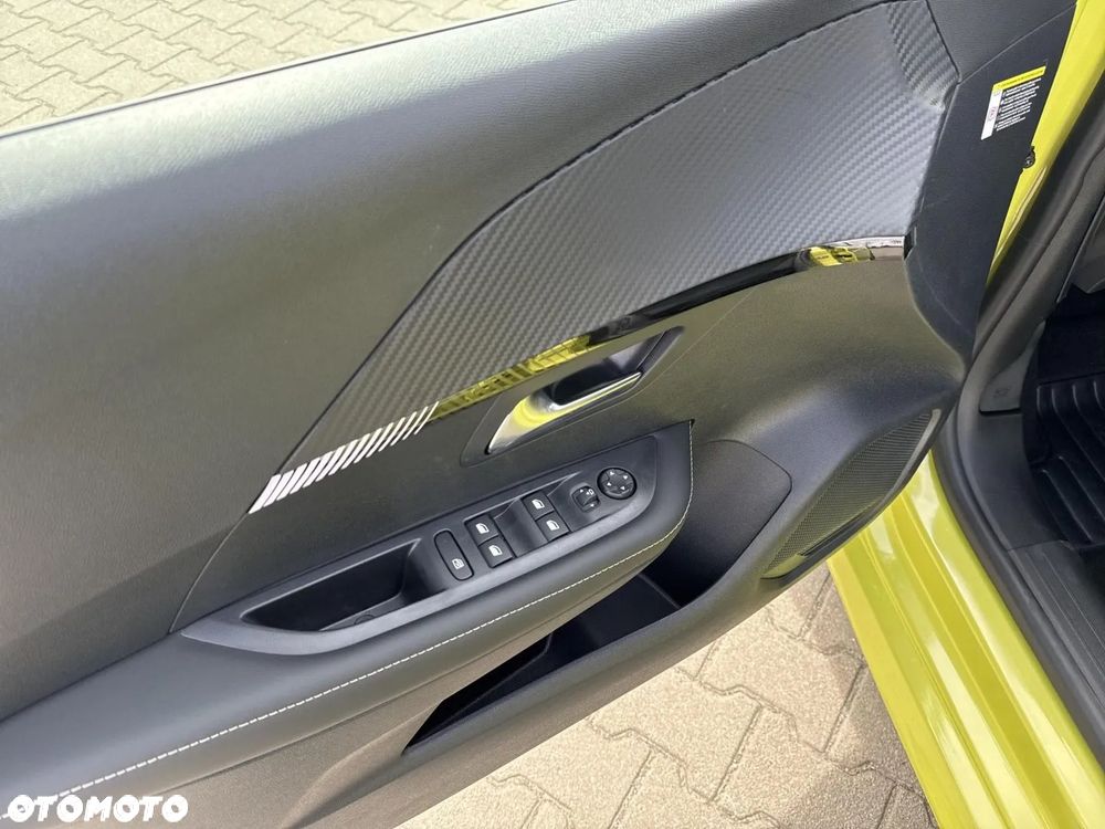 Peugeot 208 1.2 mHEV Allure - 22