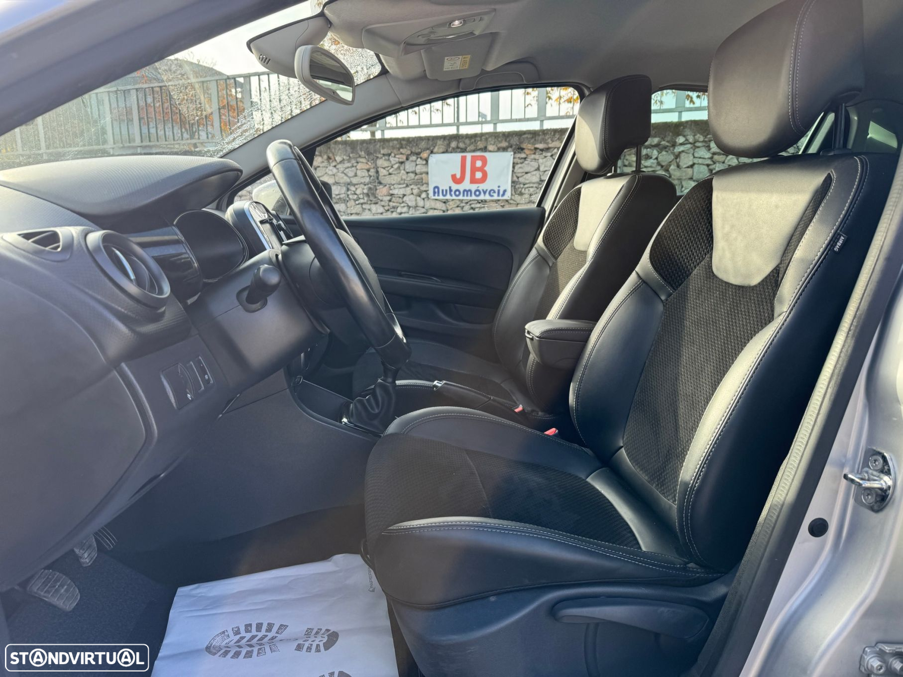 Renault Clio Energy dCi 90 Start & Stop Intens - 8