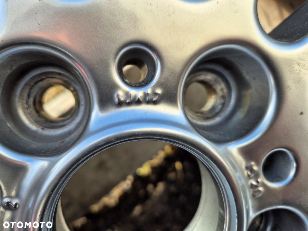 Felga styling 32 jak NOWA 17 cali 8j z zapasu IGLA felgi alufelgi alufelga - 3