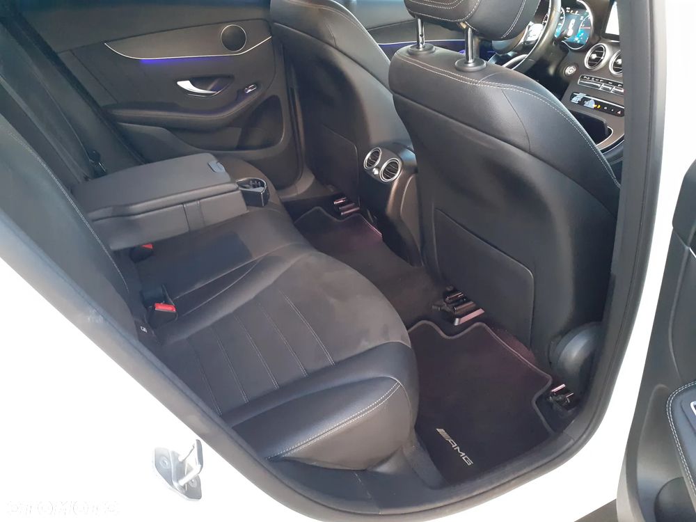 Mercedes-Benz GLC 200 d 4Matic 9G-TRONIC AMG Line - 21