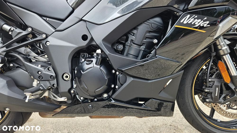 Kawasaki Ninja 1000 SX - 5