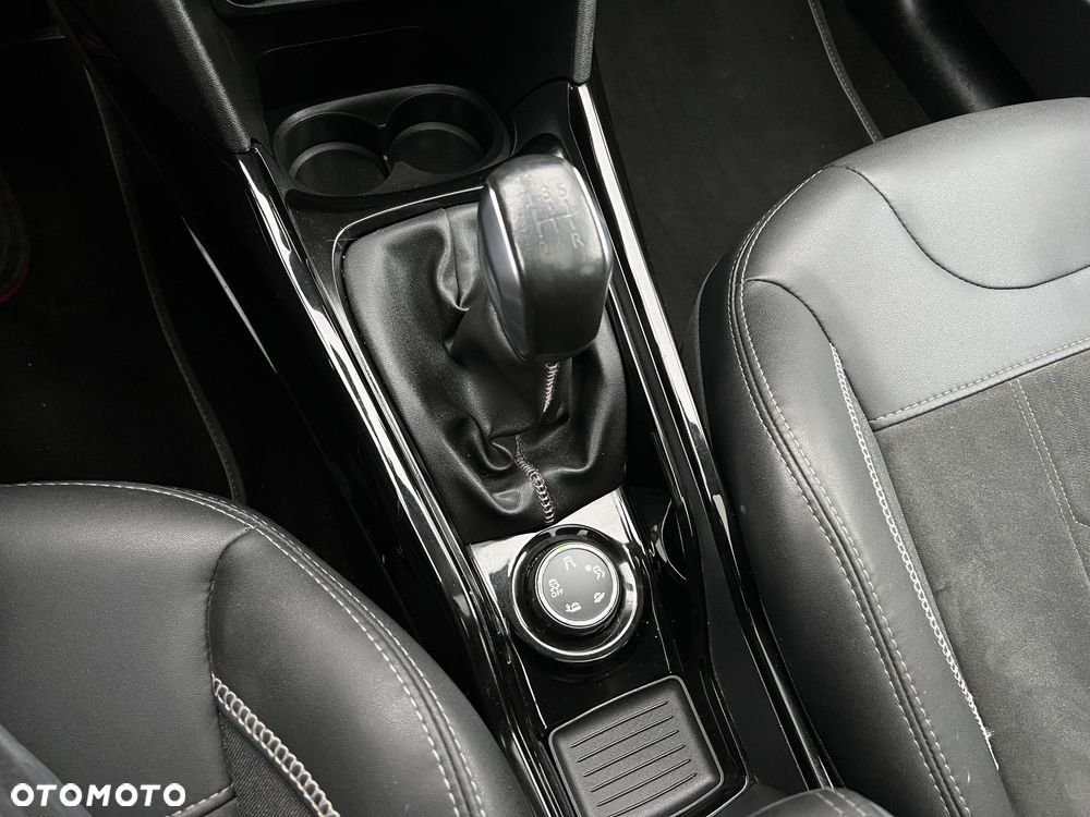 Peugeot 2008 PureTech 110 Stop&Start Crossway - 24