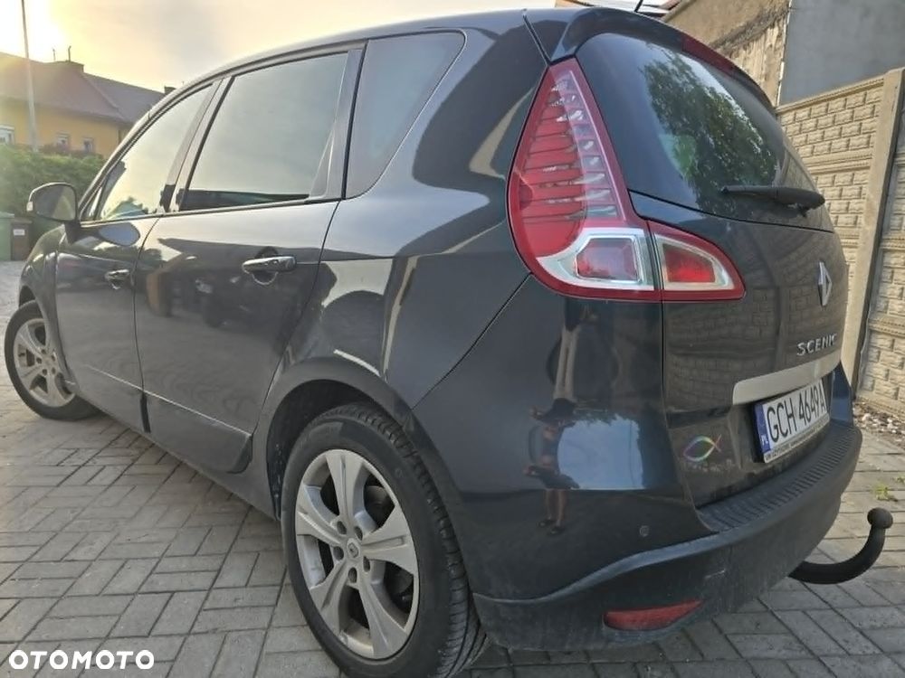 Renault Scenic TCe 130 Luxe - 4