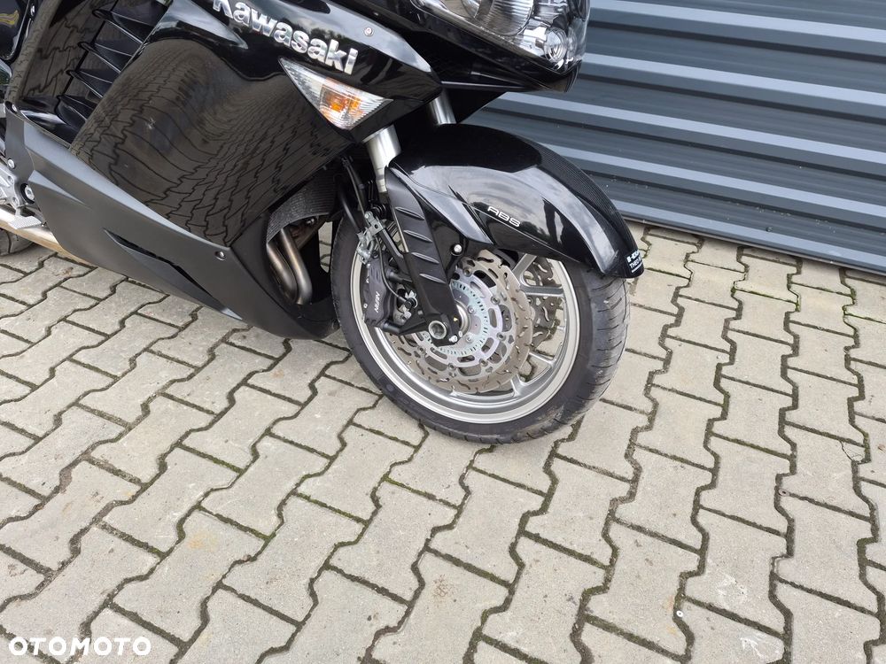 Kawasaki GTR - 20
