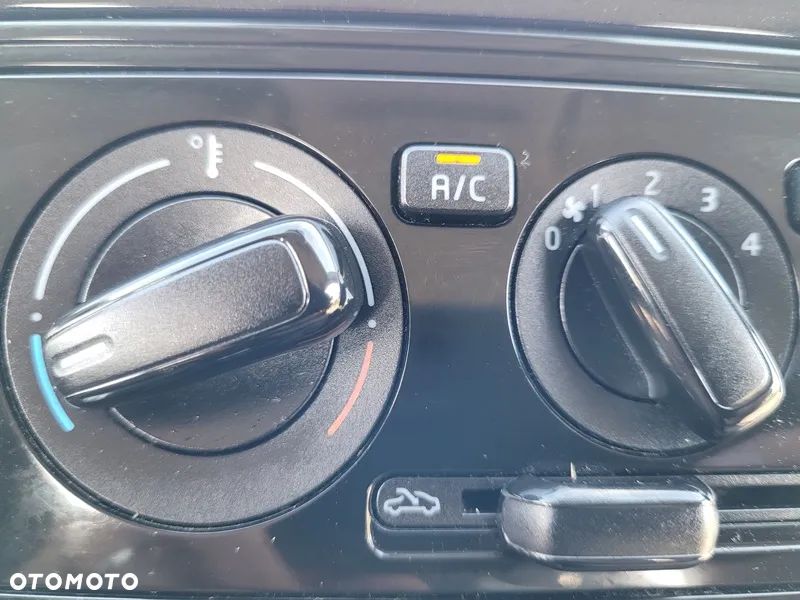Volkswagen up! - 23