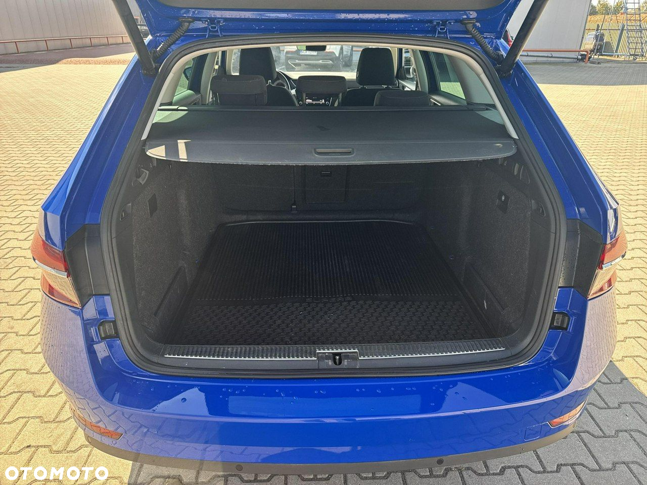 Skoda Superb 1.5 TSI ACT Ambition - 17