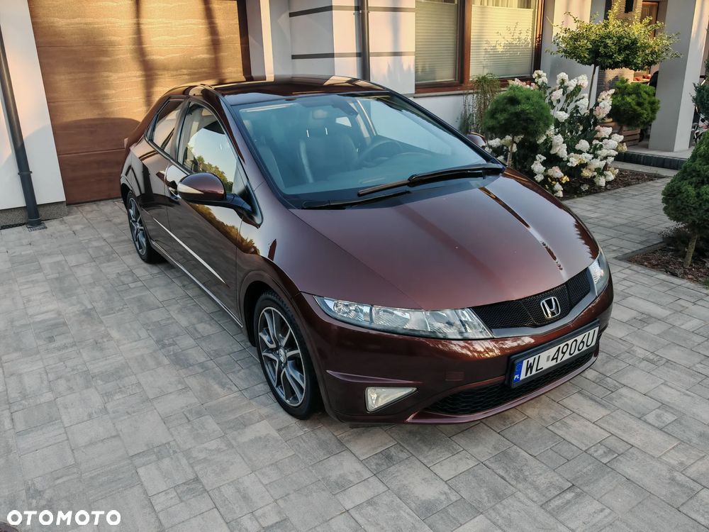 Honda Civic 1.8 GT Special Edition - 11