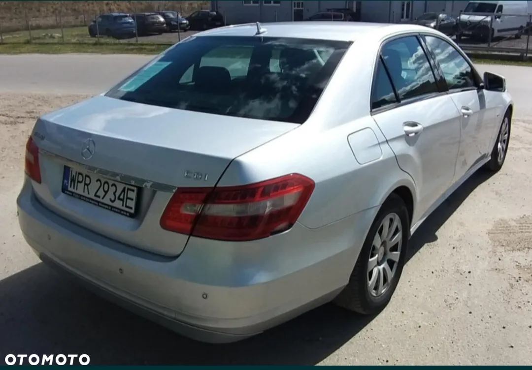 Mercedes-Benz Klasa E - 3