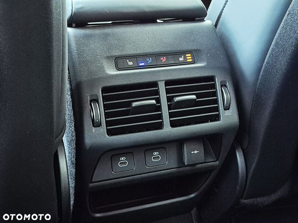 Land Rover Discovery Sport D200 Metropolitan - 27