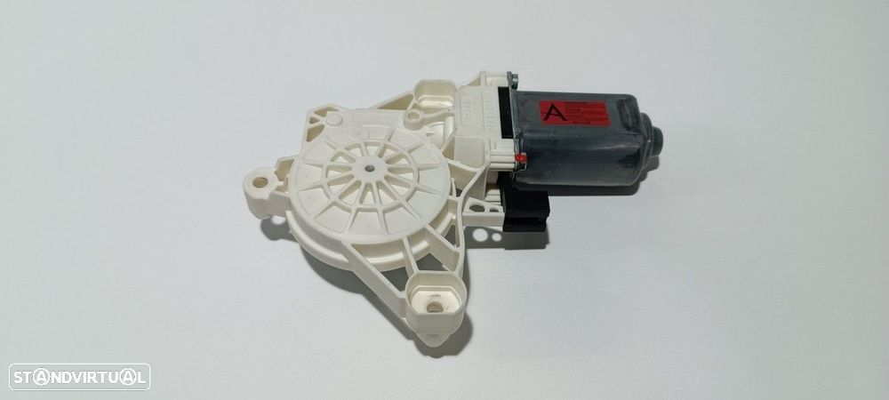 MOTOR ELEVADOR TRASEIRO DIREITO MERCEDES EQS 450+ - 1