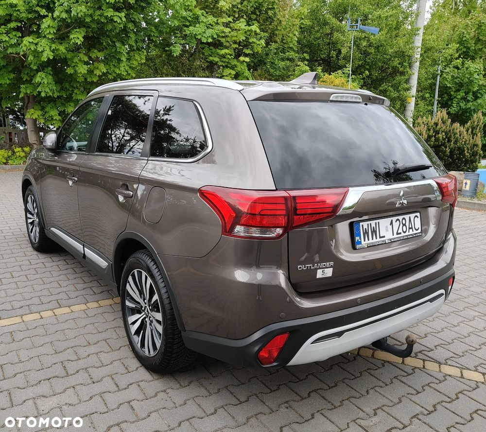 Mitsubishi Outlander 2.0 Intense + SDA 4WD CVT - 5