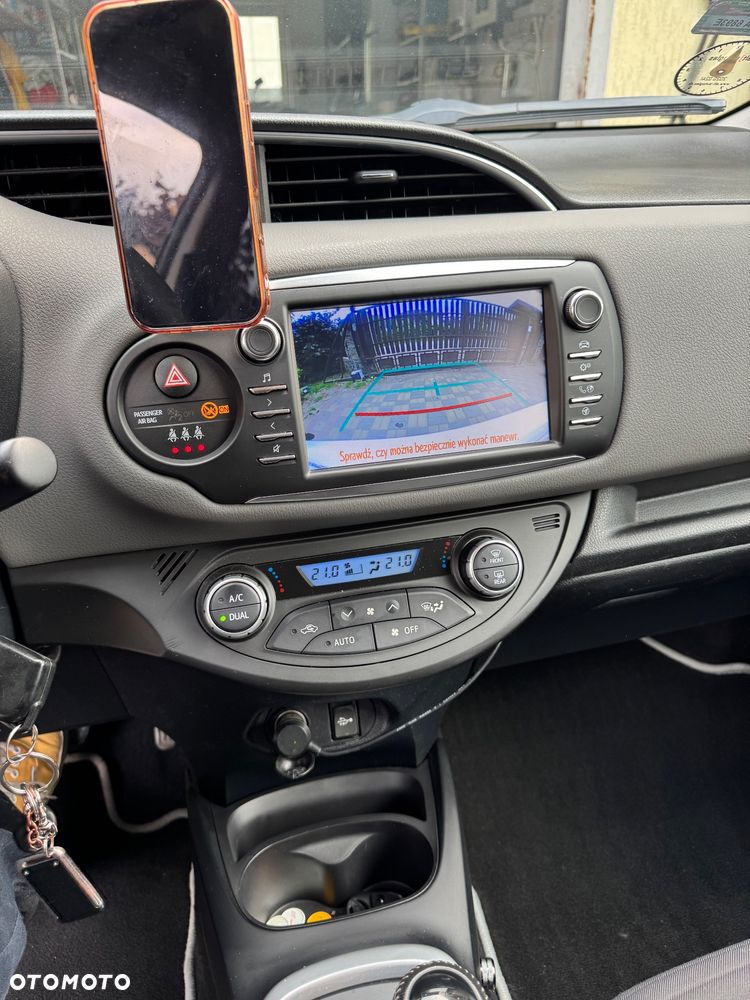 Toyota Yaris 1.5 VVT-i Comfort - 11