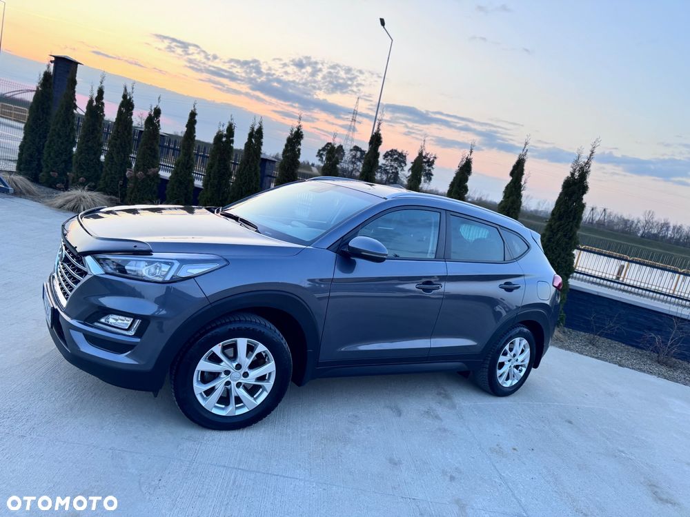 Hyundai Tucson 1.6 GDI BlueDrive Design 2WD - 24
