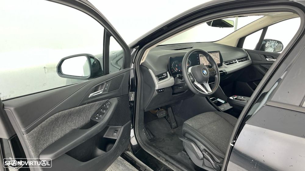 BMW 218 Active Tourer i Auto - 11