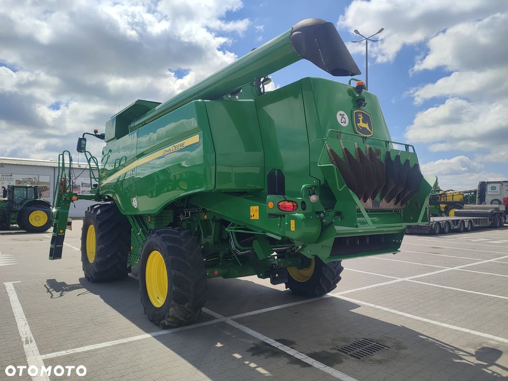 John Deere T550 - 3