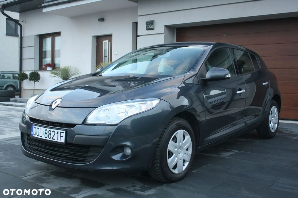 Renault Megane 1.6 16V Dynamique Euro5 - 5