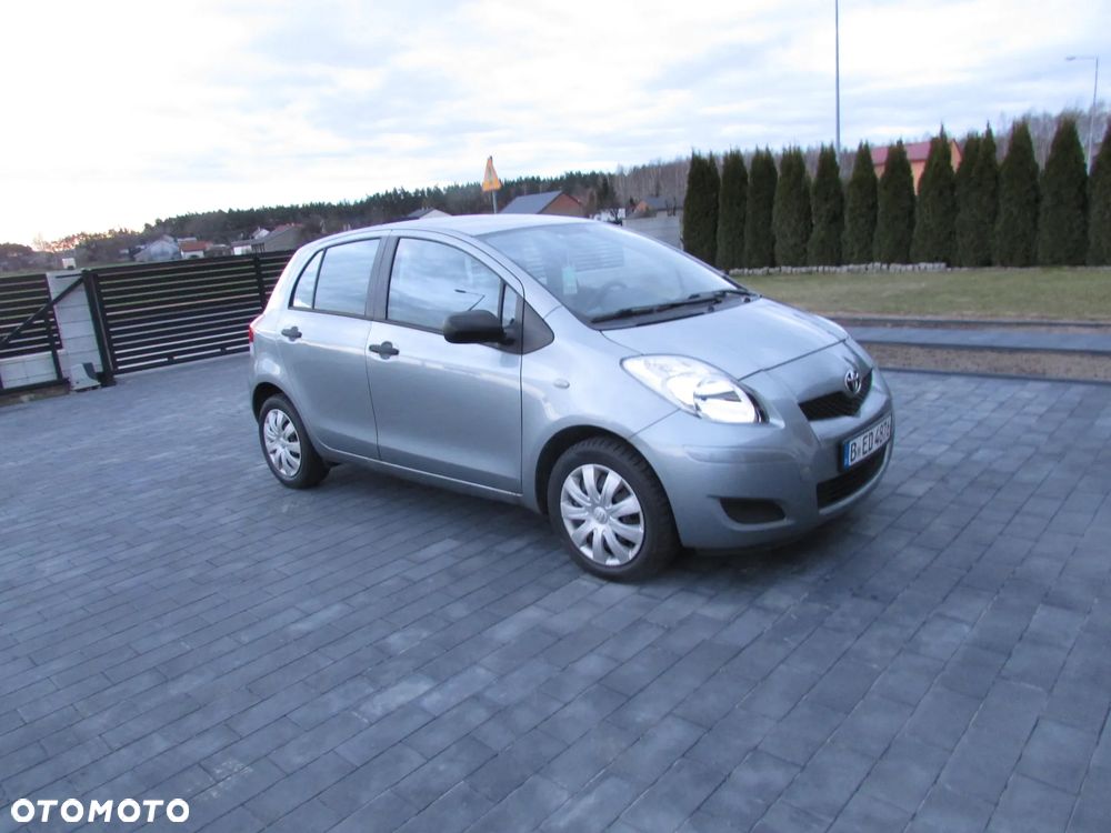 Toyota Yaris 1.0 VVT-i Cool - 10