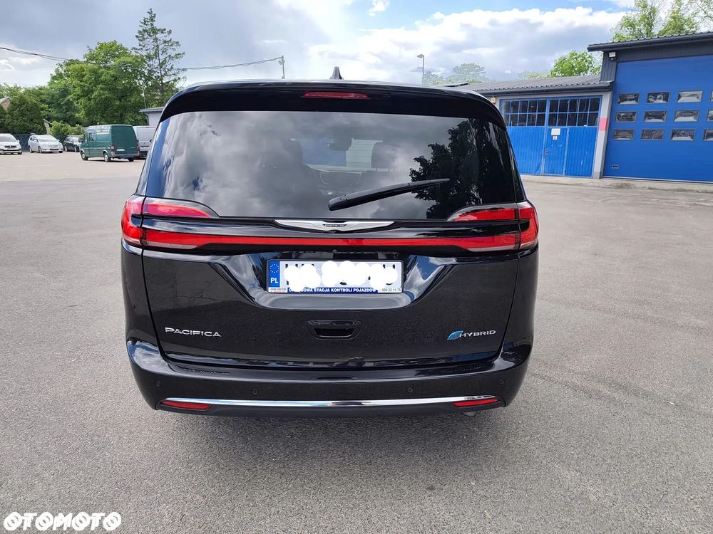 Chrysler Pacifica - 9