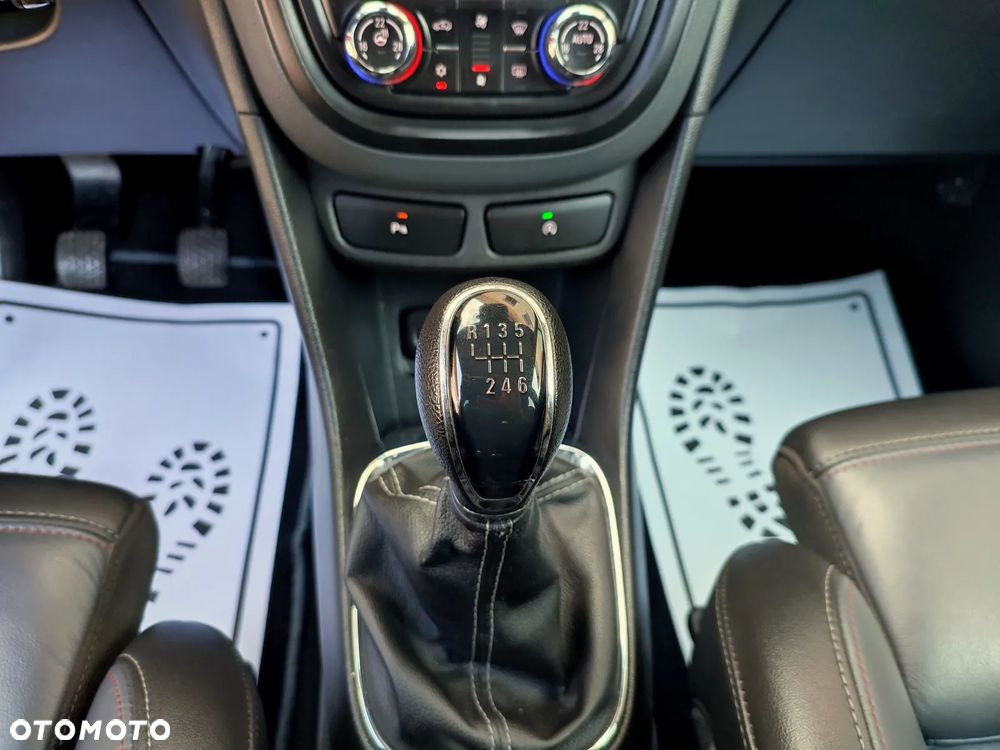 Opel Mokka 1.4 T Cosmo S&S - 28