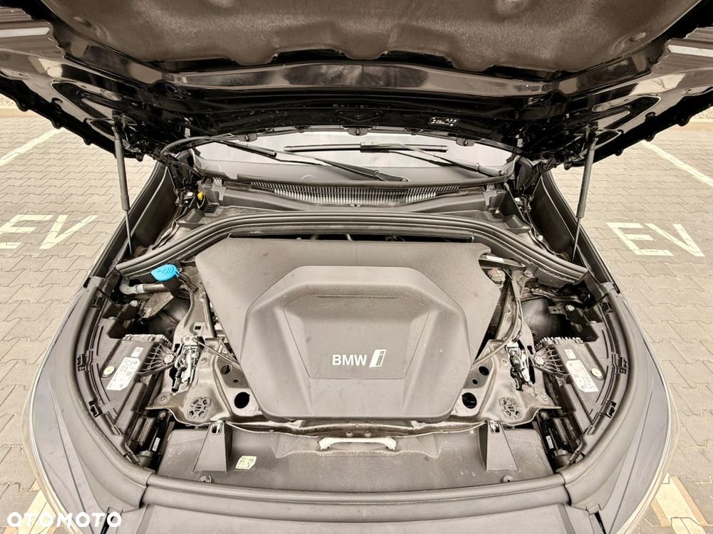 BMW iX1 eDrive20 xLine - 10