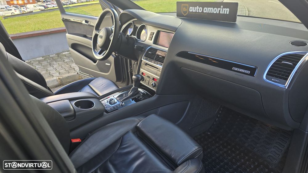 Audi Q7 3.0 V6 TDi Clean D.qua.S-line Tiptronic - 31