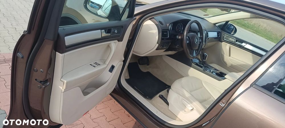 Volkswagen Touareg 3.0 V6 TDI Blue Motion DPF Automatik - 22