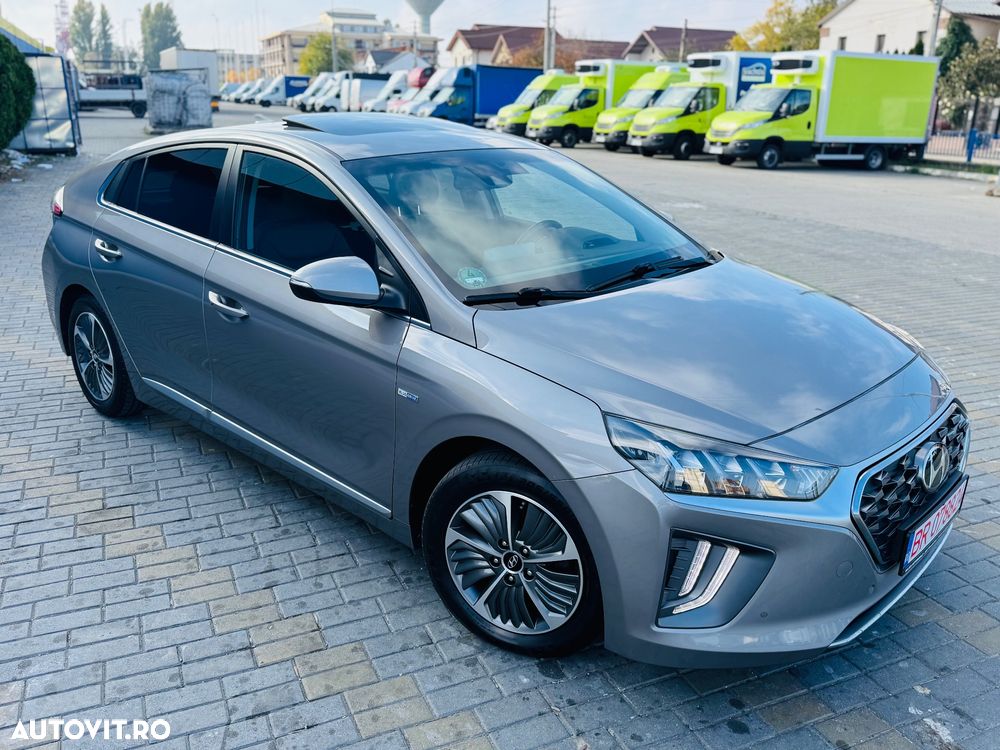 Hyundai IONIQ - 9