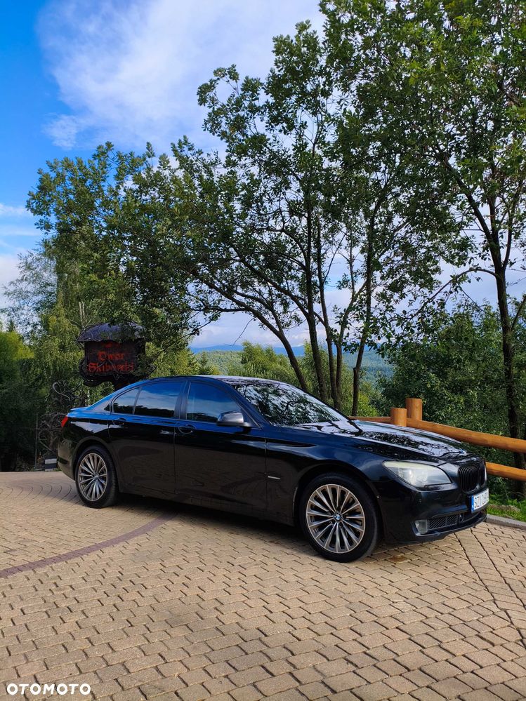BMW Seria 7 - 8