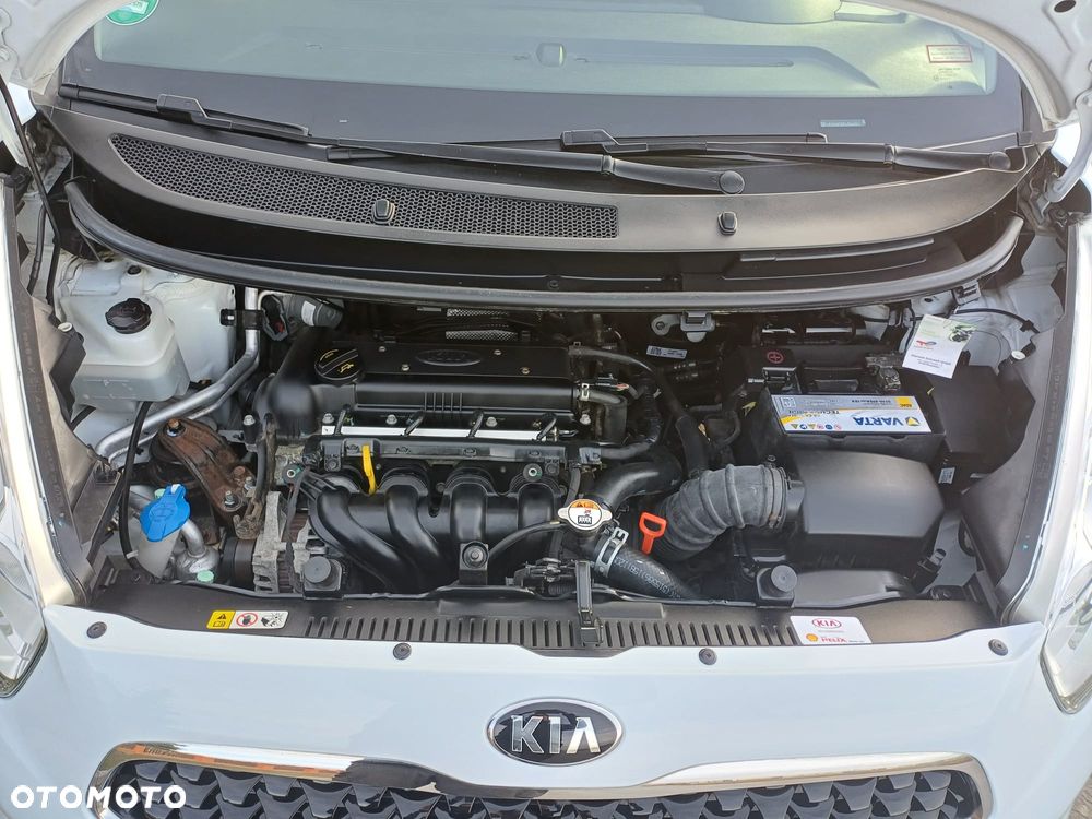 Kia Venga 1.6 L - 10