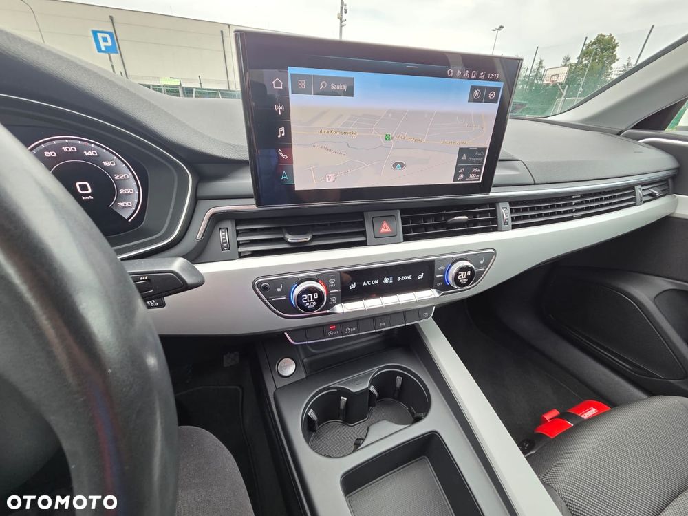 Audi A4 Limousine - 3