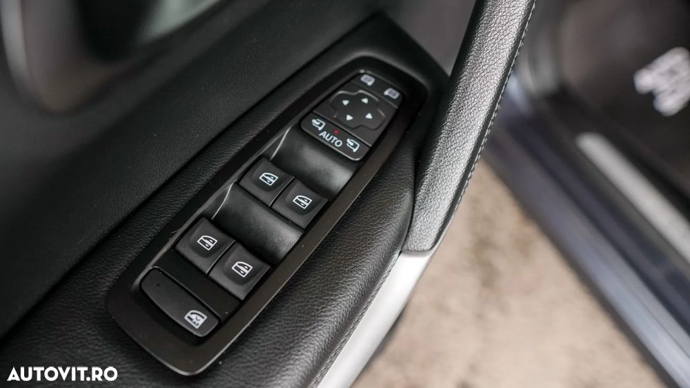 Renault Kadjar BLUE dCi 115 EDC INTENS - 24