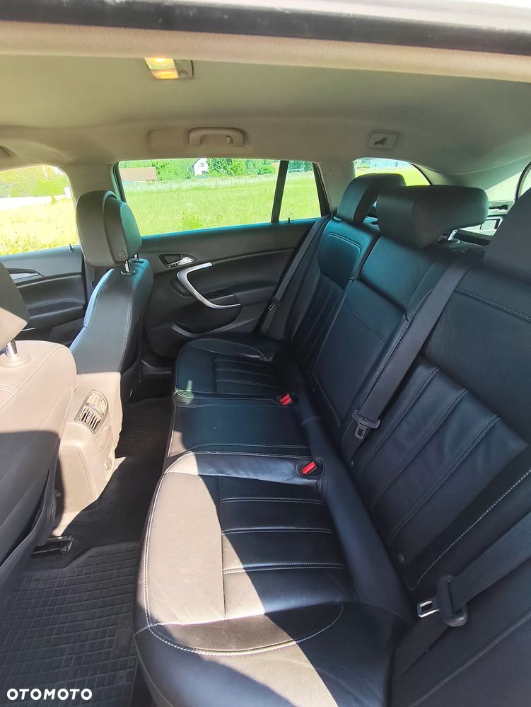 Opel Insignia 2.0 CDTI Cosmo - 11
