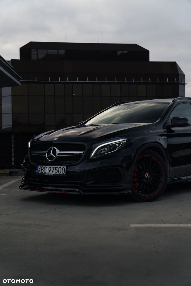 Mercedes-Benz GLA 45 AMG 4-Matic - 12