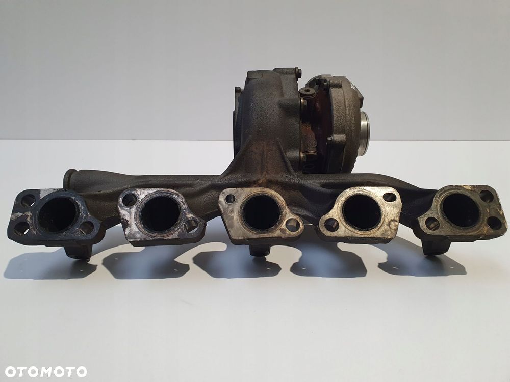TURBOSPRĘŻARKA Volvo V50 2.4 D5 turbo 30774670 - 7