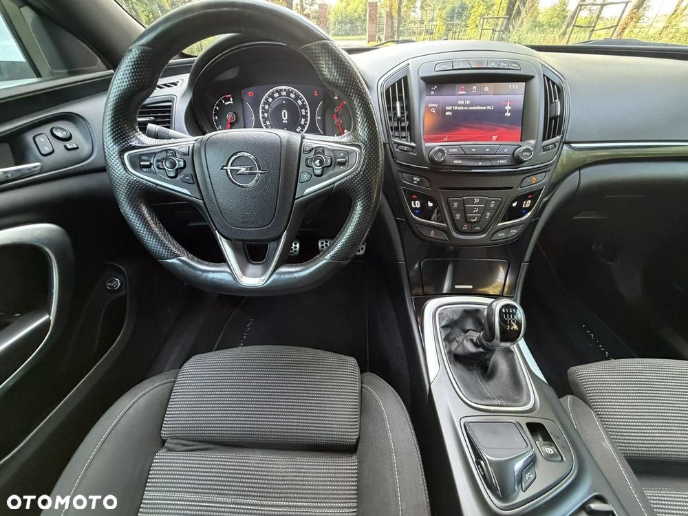 Opel Insignia - 38